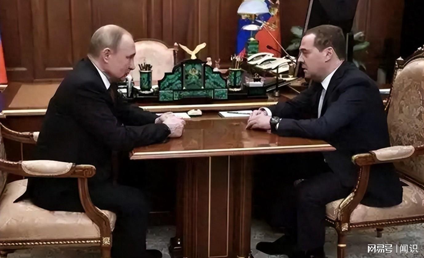 比分直播-当了25年总统的普京，终于选定了接班人？曾从棕熊口中救了普京